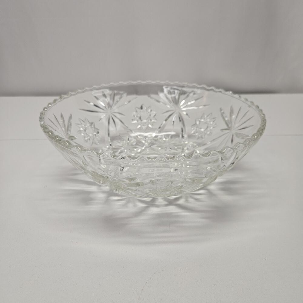 Hocking Crystal Early American Prescut 8 3/4" Serving Bowl